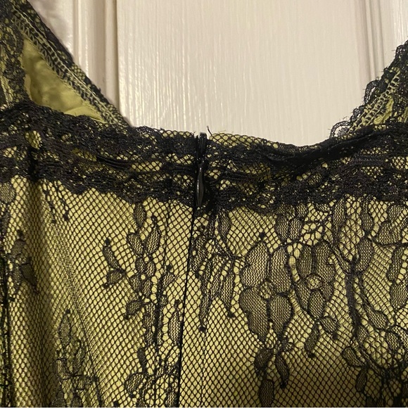 🖤Cider Lace Dress💚 - Picture 3 of 3